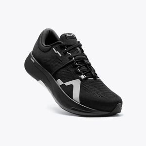 Mount To Coast R1R Running Shoe